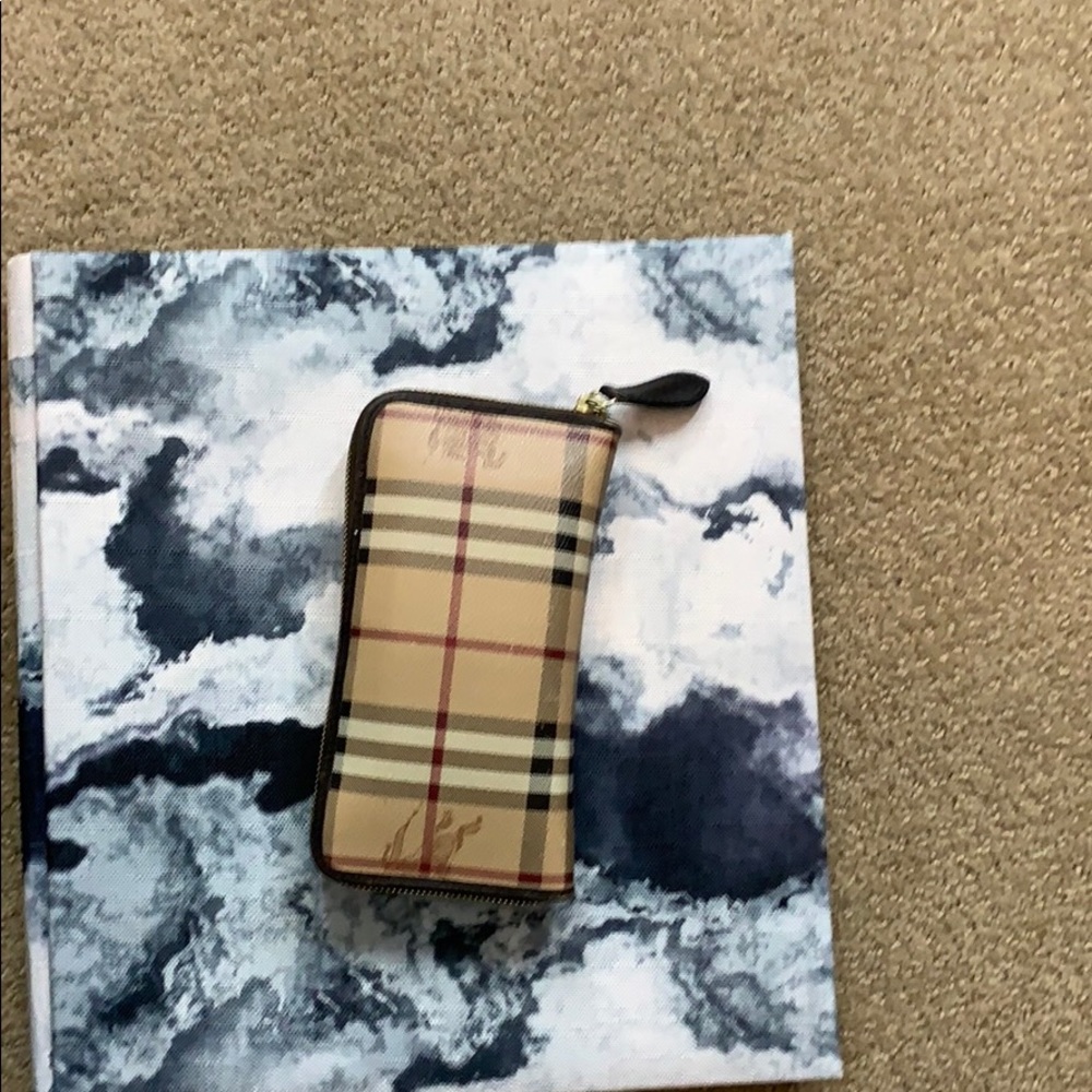 Burberry wallet
